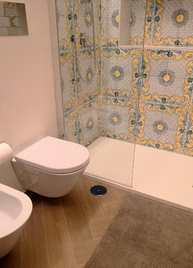 Casa Wenner 1 Apartment Наполи Екстериор снимка